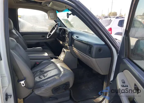 2002 Chevrolet Tahoe Z71 из США, поврежденный, VIN 1GNEK13Z12R221192